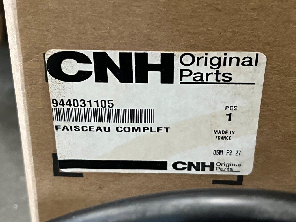 Cable harness - New Holland VX680 - VX7090  