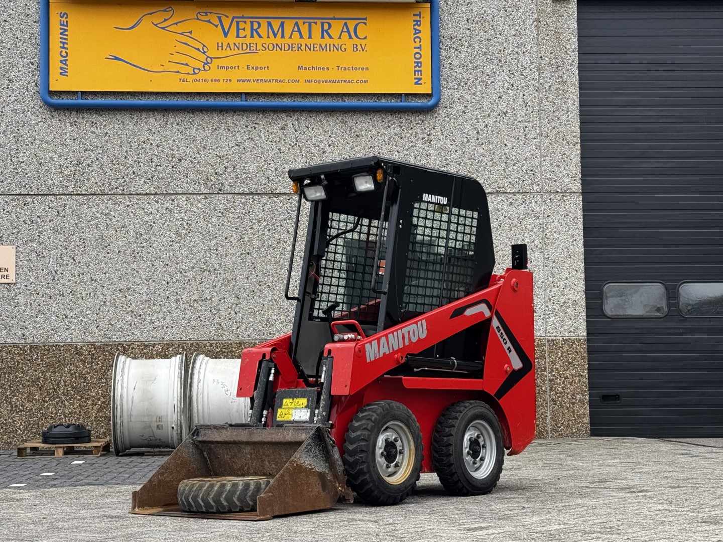 Manitou 850R, 2021, 365 hours!