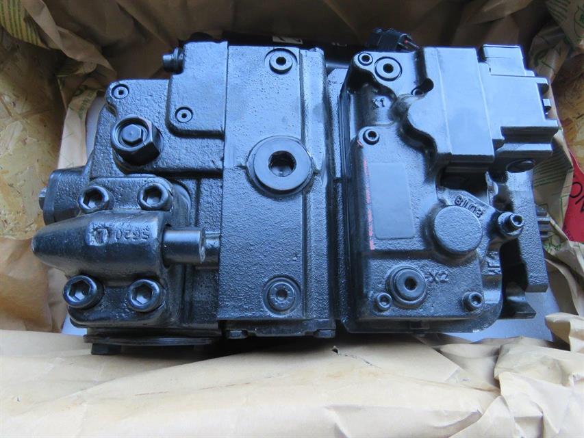 Hydraustatische Pumpe - New Holland CR - 87325072R