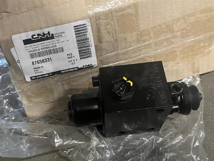 Maisheader gearbox - CNH - 87658331