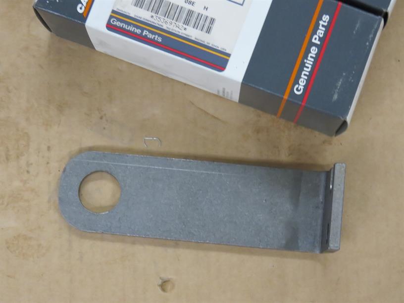 Bracket - Case MX - 353697A2