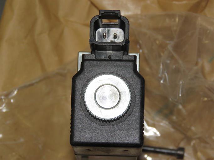 Midmount valve - CNH - NH T4 / Case Quantum - 48025676