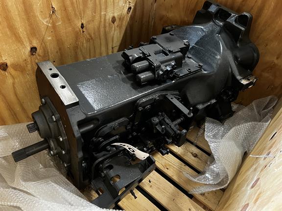 Complete Transmission - 24x24 - CNH - 84567174