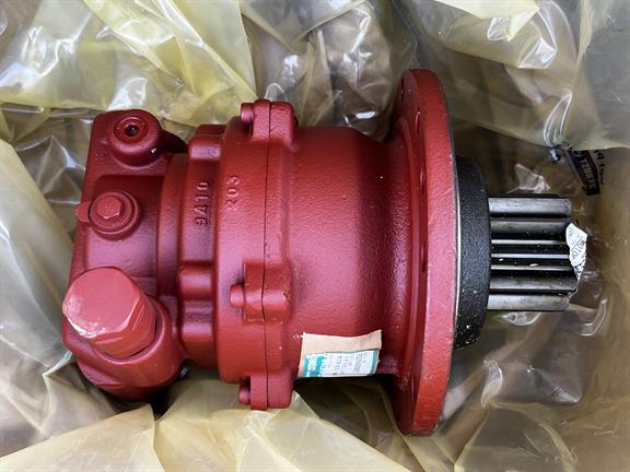 Motorpomp / Zwenkmotor - CNH - PS15V00004F1