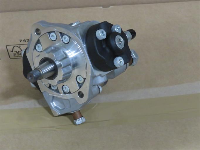 Brandstofpomp - DENSO 1J500-50501