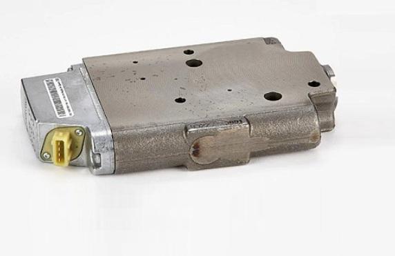 Hydraulic valve - Electric - CNH - 84381608