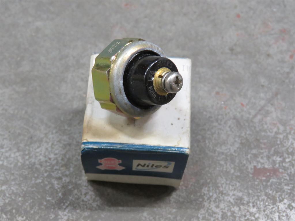 Oil pressure switch - Niles P05F - 08073-10505