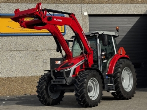 Massey Ferguson 5S145 EFFICIENT, DYNA 6, voorlader, 2023, 468 uren!!