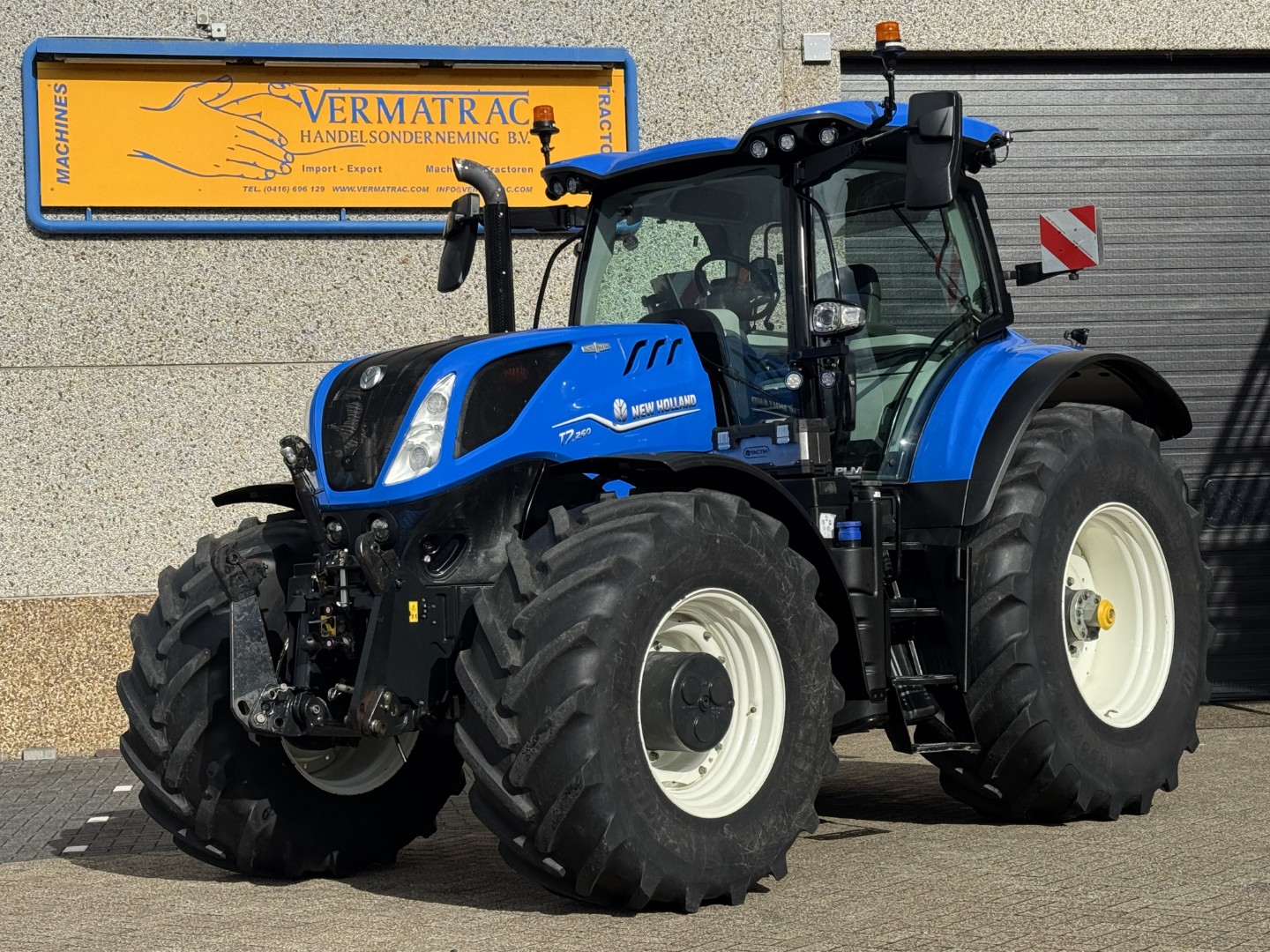 New Holland T7.260AC PLMI, Fronthef + PTO, lucht, 50km/h, 2024!!